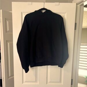 Aritzia Black Pullover Sweater